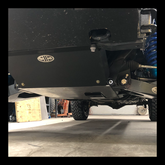 4th gen 4 runner Front Skid Plate for lower pivots.